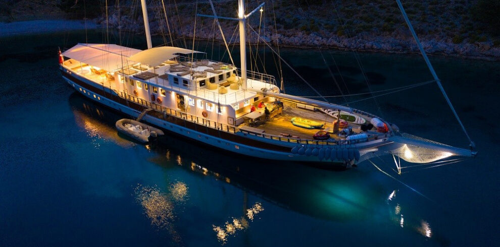 goldenyachting_dis7-jpg-V94